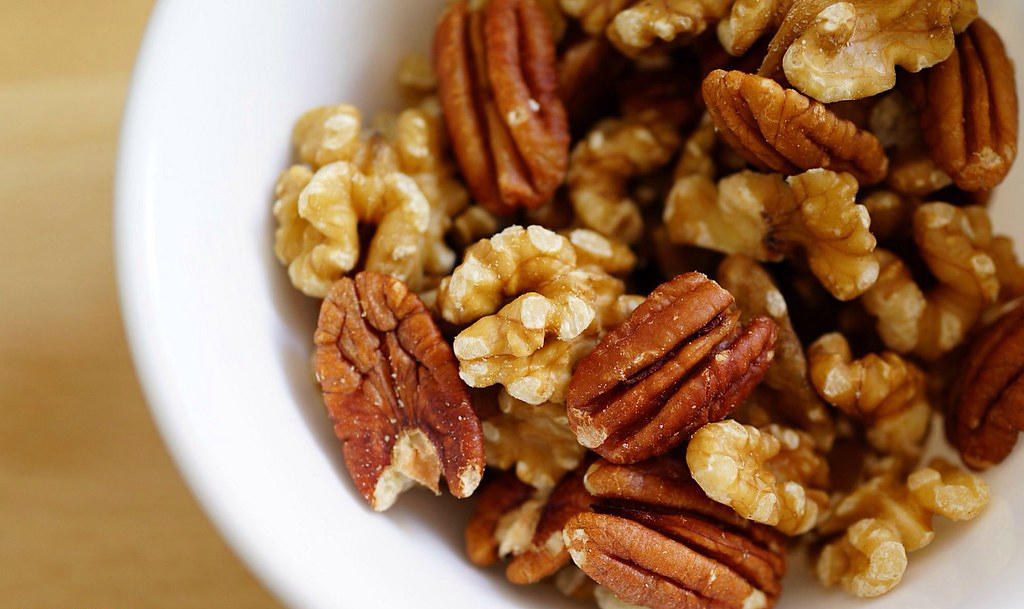 walnuts versus pecans comparison